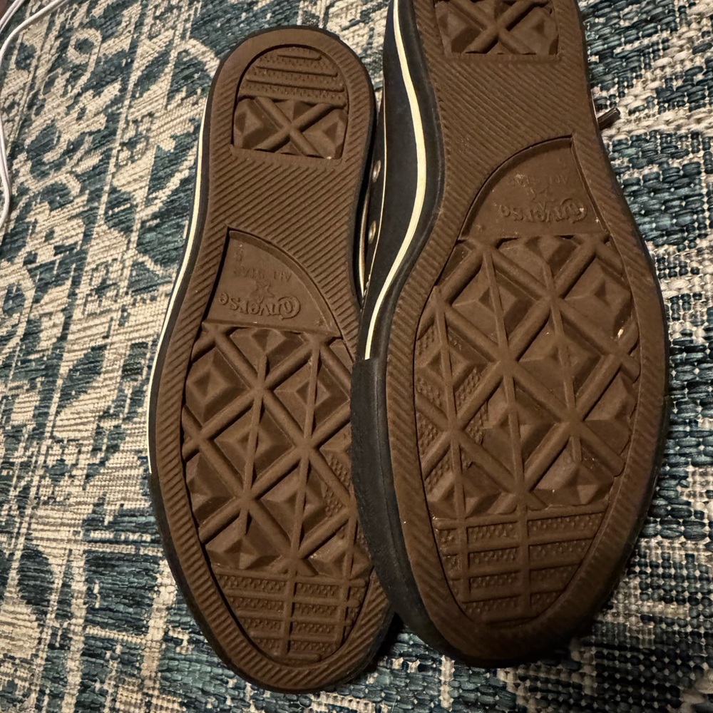 Black Learning Chucks - Picture 2 of 3